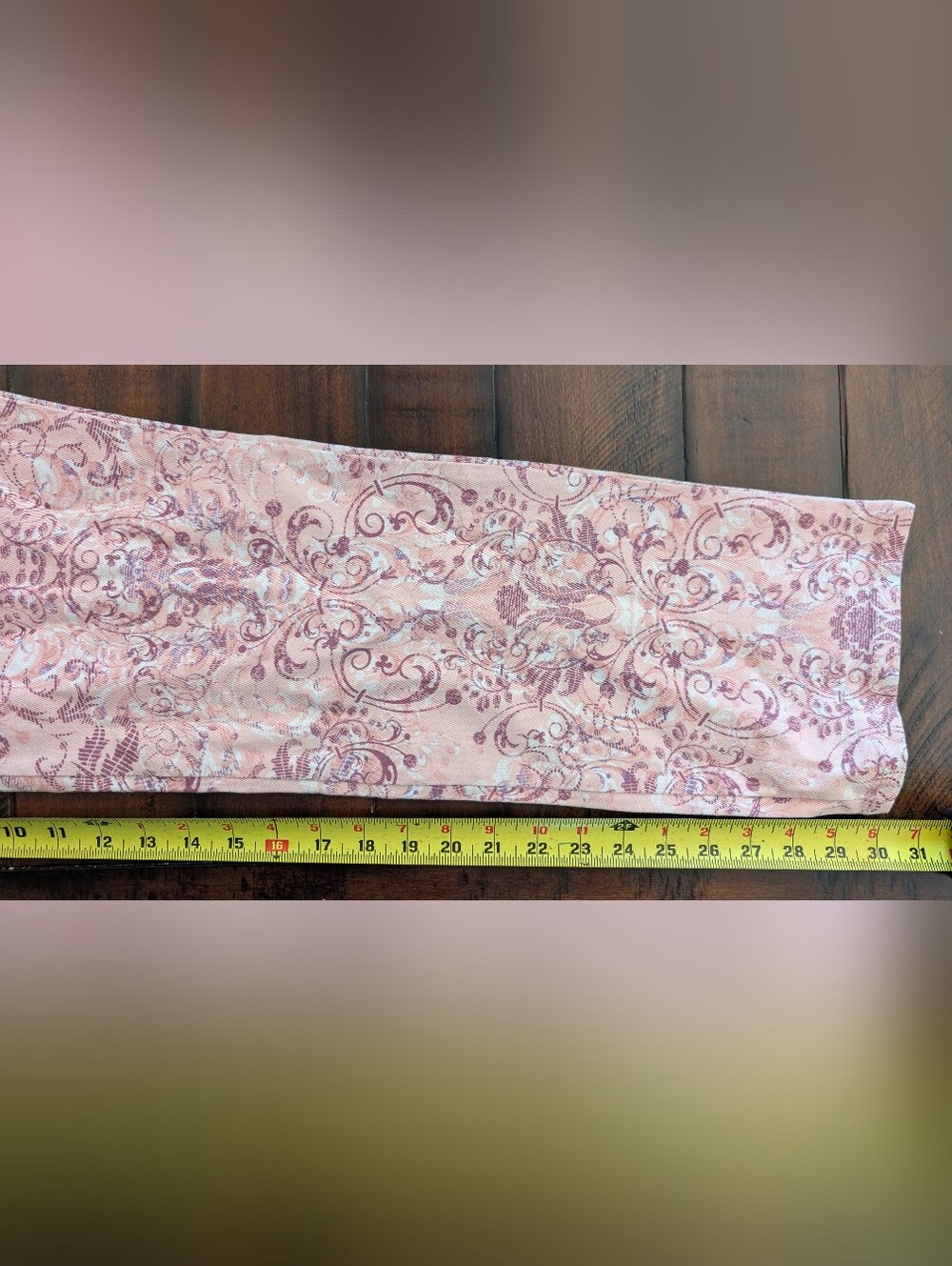 NEW Gloria Vanderbillt Amanda Slimming Jean Women's Rosy Pink Roman Scrolls NWT! - Picture 4 of 16